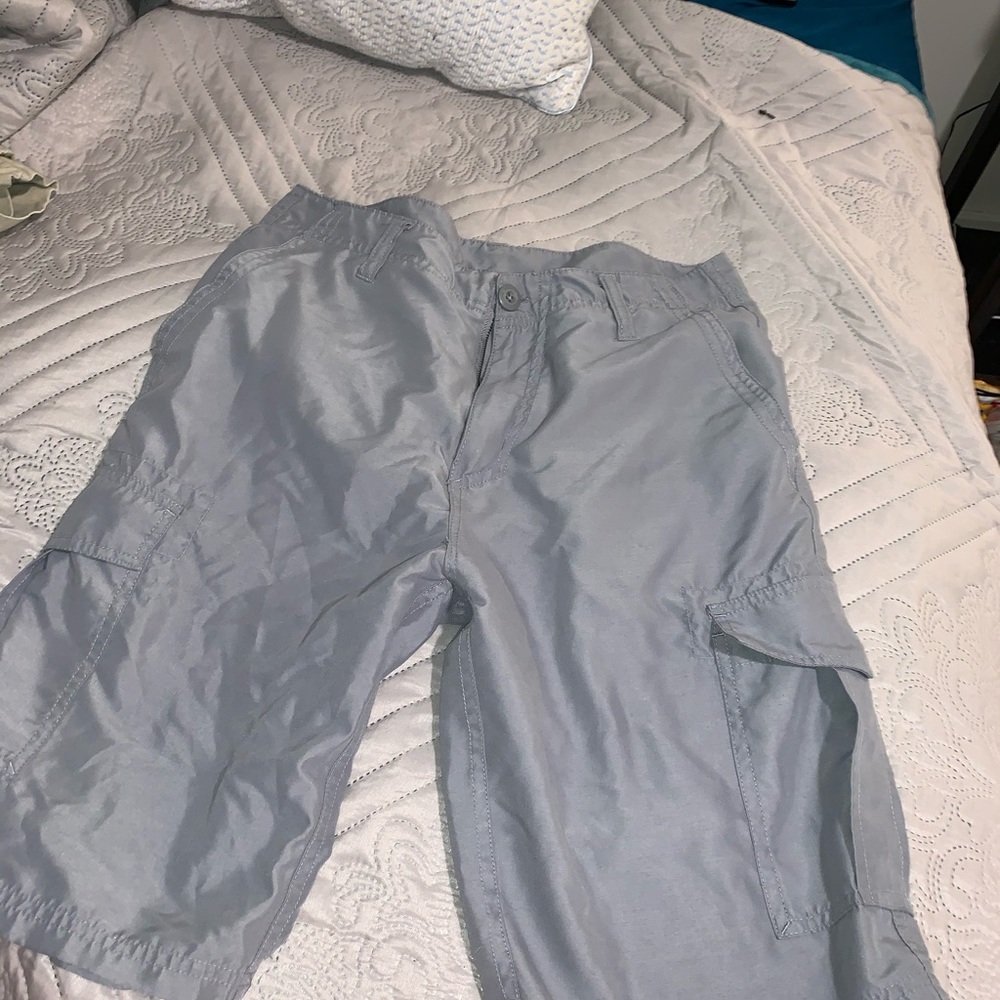 Men’s cargo shorts